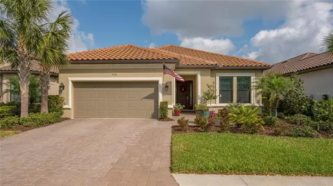 5636 Cantucci St, Nokomis, FL 34275