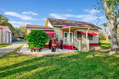 3818 101st St E, Palmetto, FL 34221
