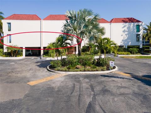 3805 E Bay Dr #201, Holmes Beach, FL 34217