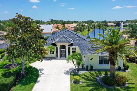 143 Grand Oak Cir, Venice, FL 34292