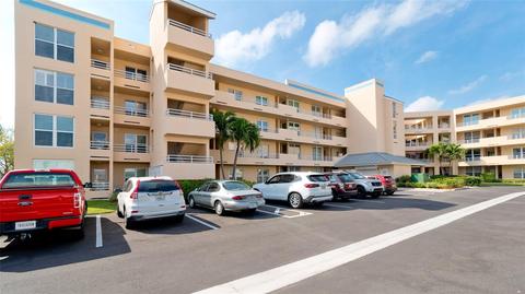 4440 Fairways Blvd #203, Bradenton, FL 34209