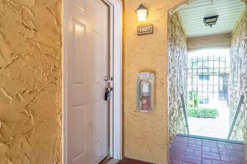 1968 Toucan Way #1407, Sarasota, FL 34232