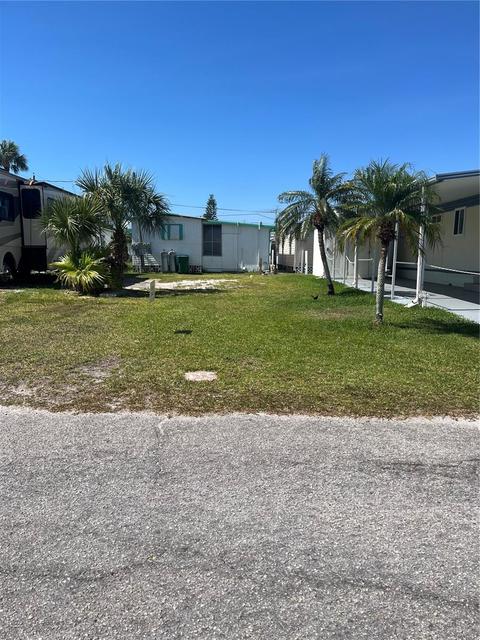 176 4th St W, Palmetto, FL 34221