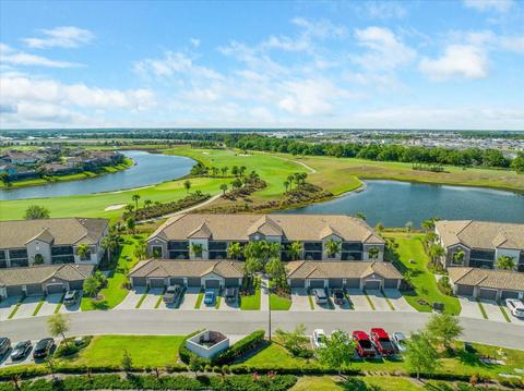 5567 Palmer Cir #204, Bradenton, FL 34211