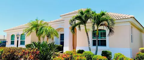 1323 Thornapple Dr, Osprey, FL 34229