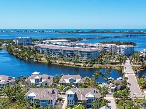 335 Sapphire Lake Dr #201, Bradenton, FL 34209