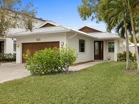 1723 Hillview St, Sarasota, FL 34239
