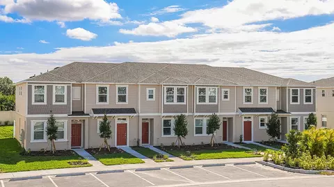 11810 Stonesmith Xing, Palmetto, FL 34221
