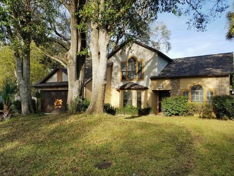4313 Caper Ct, Titusville, FL 32796