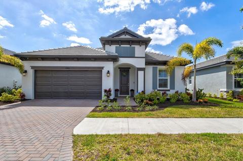 4782 Antrim Dr, Sarasota, FL 34240