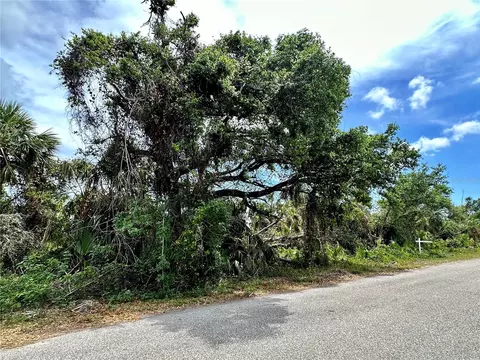 Mcallister Lane, North Port, FL 34288