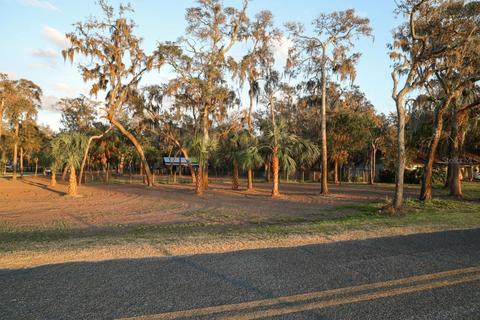 1602 Swilley Rd, Plant City, FL 33567