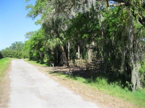 1171 Williams Rd, Bradenton, FL 34212
