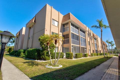 1540 Glen Oaks Dr E #B-223, Sarasota, FL 34232