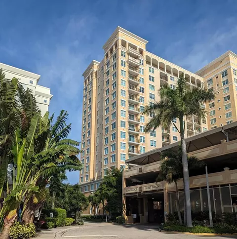 750 N Tamiami Trl #918, Sarasota, FL 34236