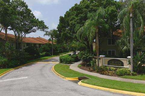 4006 Crockers Lake Blvd #224, Sarasota, FL 34238