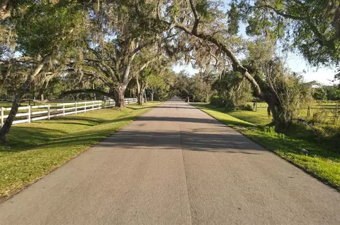 15111 Gaddy Up Ranch Rd, Sarasota, FL 34240