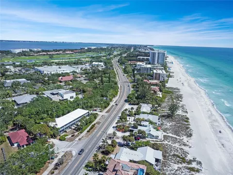 2850 Gulf Of Mexico Dr #8, Longboat Key, FL 34228