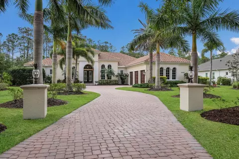 19460 Ganton Ave, Bradenton, FL 34202