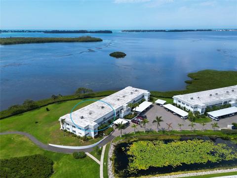 4778 Independence Dr, Bradenton, FL 34210