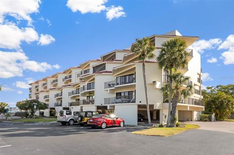 204 3rd St W #302, Bradenton, FL 34205
