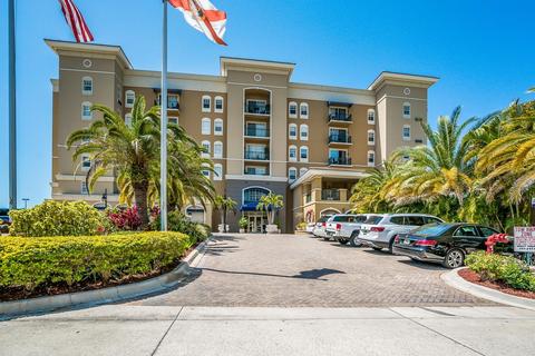 1064 N Tamiami Trl #1207, Sarasota, FL 34236