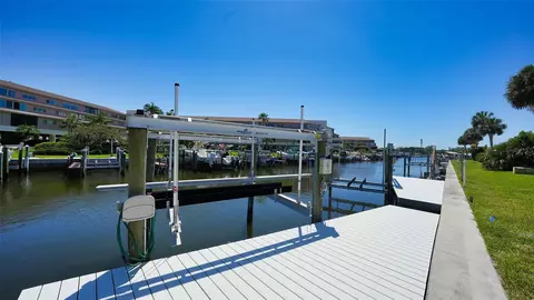 9515 Valencia Cv, Bradenton, FL 34210