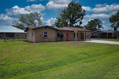 576 Constance Rd, Venice, FL 34293 photo 1