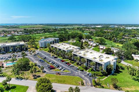 6114 43rd St W #206E, Bradenton, FL 34210