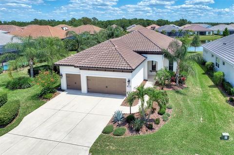 4207 Tropical Blue Ln, Lakewood Ranch, FL 34211