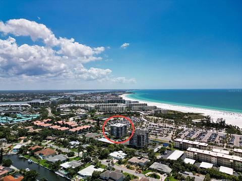 1055 Beach Rd #B-301, Sarasota, FL 34242