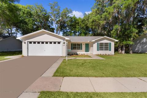 114 Cherry Blossom Ln, Lady Lake, FL 32159
