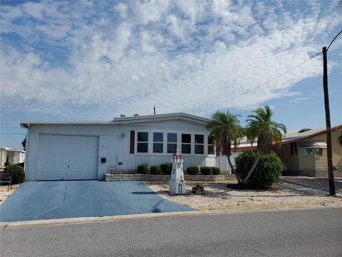 211 50th Avenue Dr W, Bradenton, FL 34207
