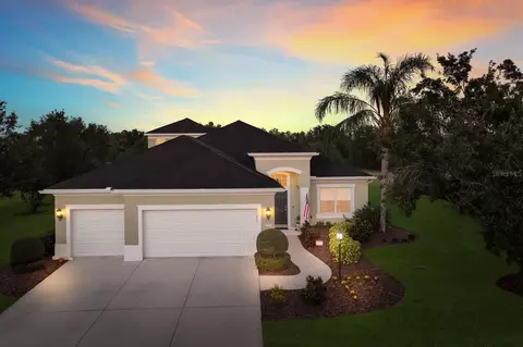 1584 Hickory View Cir, Parrish, FL 34219 photo 1