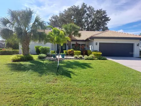 4427 Highland Oaks Cir, Sarasota, FL 34235