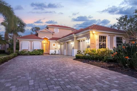 1716 Grande Park Dr, Englewood, FL 34223