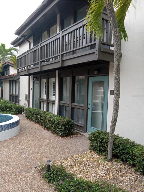 800 S Blvd Of The Presidents #17, Sarasota, FL 34236