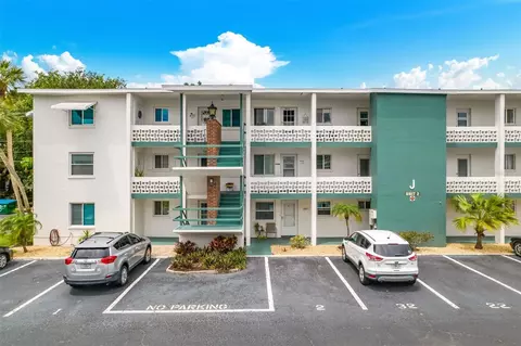5868 Welcome Rd #J31, Bradenton, FL 34207