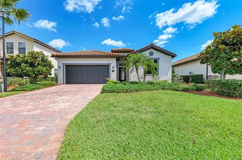 7023 Quiet Creek Dr, Bradenton, FL 34212