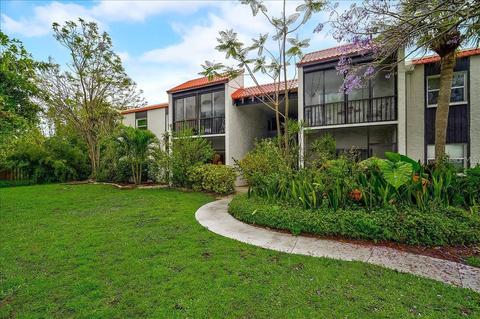 3281 Beneva Rd #203, Sarasota, FL 34232