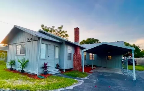 1105 30th Ave E, Bradenton, FL 34208