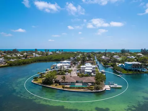 648 Bayview Dr, Longboat Key, FL 34228