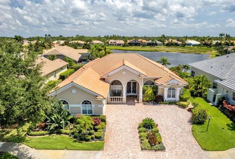 4655 Gaeta Dr, Venice, FL 34293