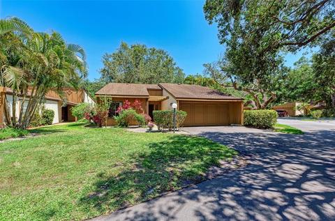 2505 Nightingale Ln, Bradenton, FL 34209