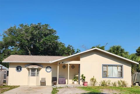 2912 3rd St E, Bradenton, FL 34208