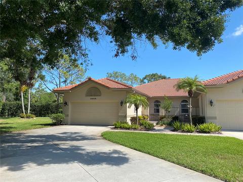 3303 W Chelmsford Ct, Sarasota, FL 34235
