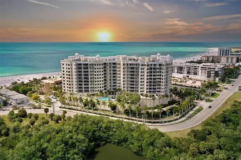 1300 Benjamin Franklin Dr #907, Sarasota, FL 34236