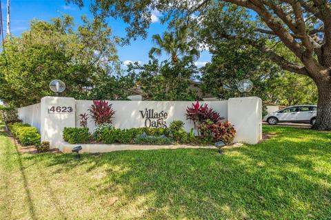 4644 Oak Hill Pl #18, Sarasota, FL 34232