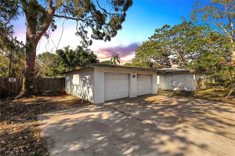 2008 19th St W, Bradenton, FL 34205
