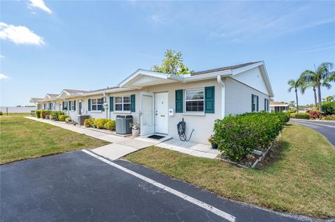 2682 Golf Course Dr #216, Sarasota, FL 34234